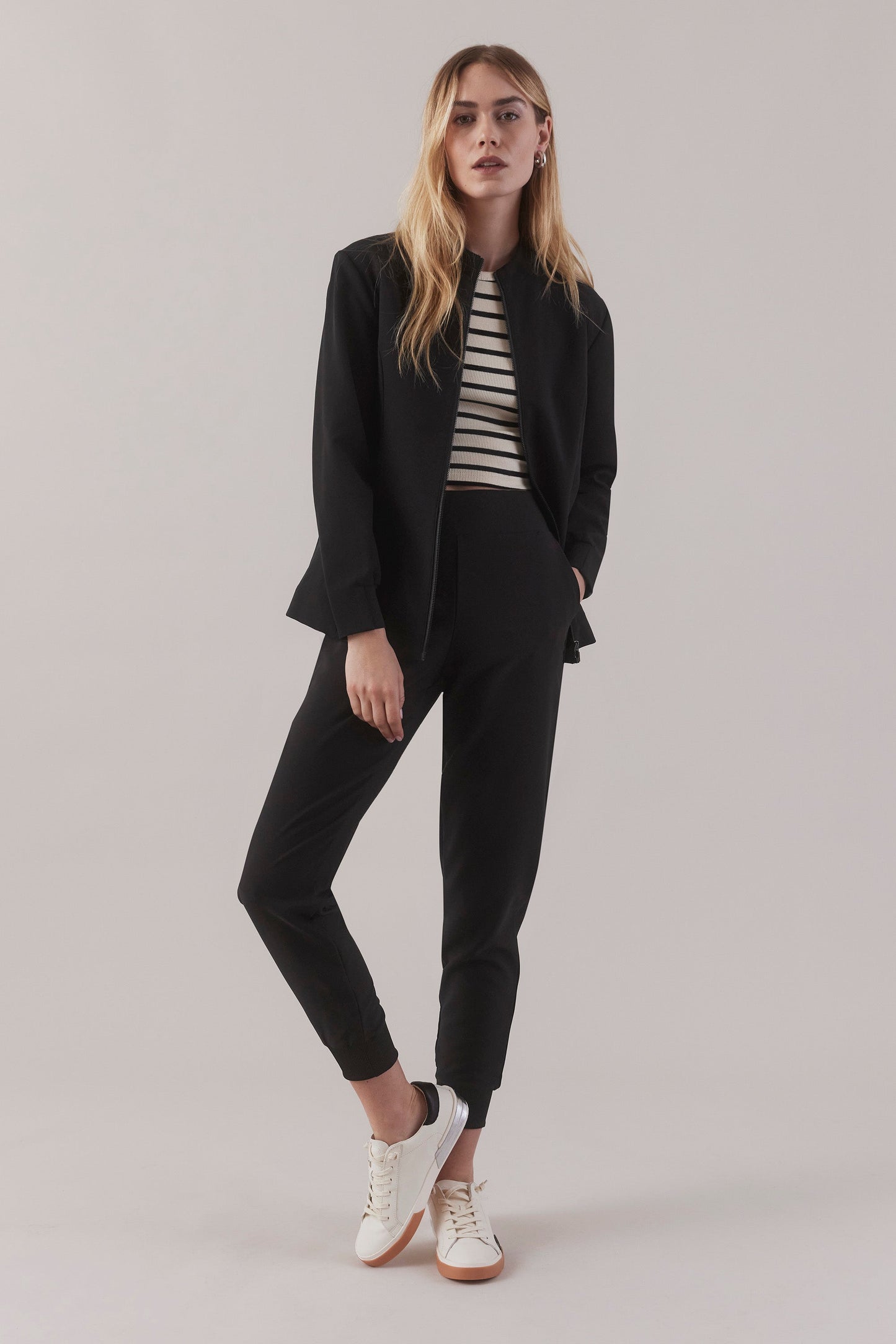 Women's 450 Clinical Jacket - Black