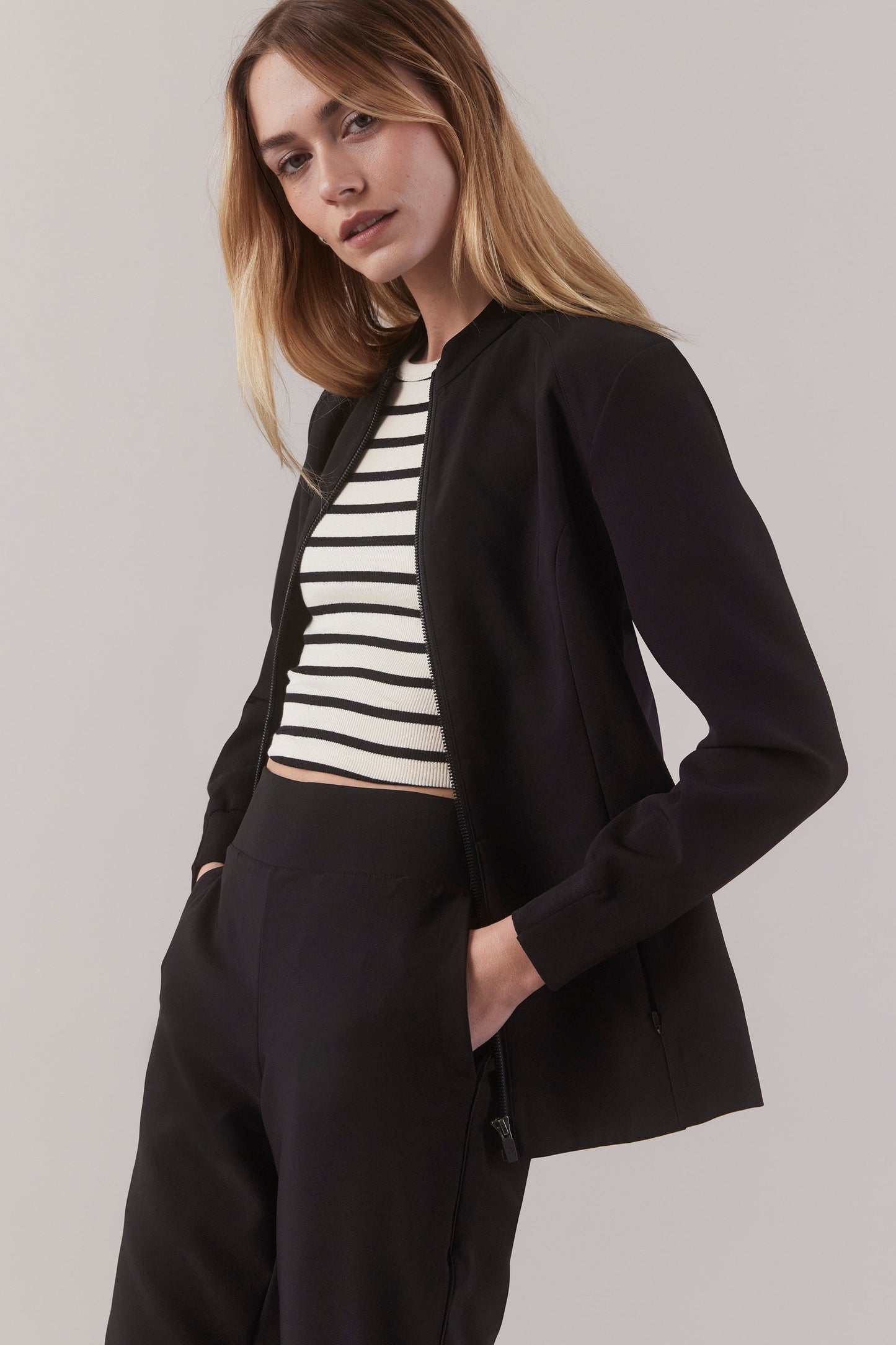 Women's 450 Clinical Jacket - Black