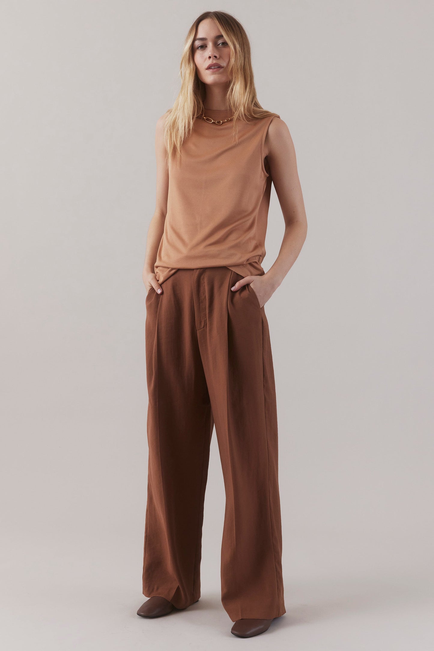 Funnel Neck Tank - Cashmere