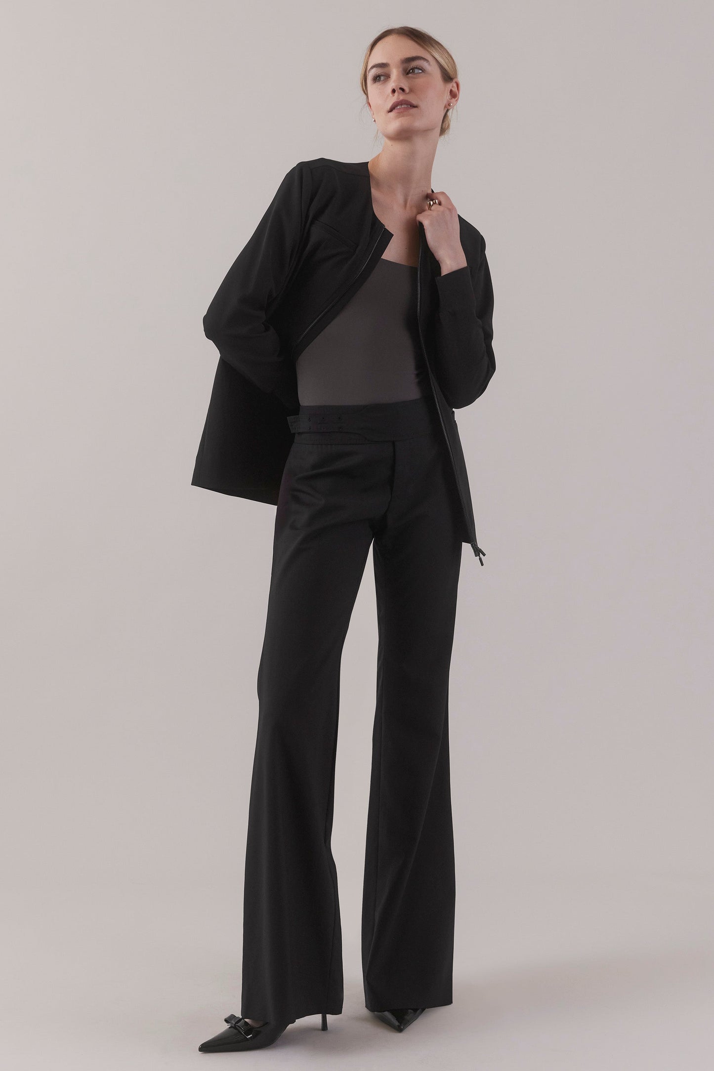 Jewel Clinical Jacket - Black